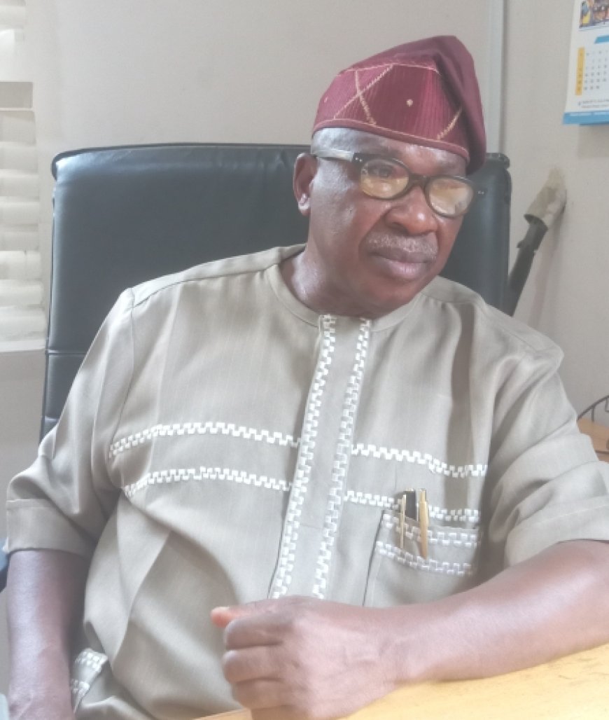Chief Loye Charges the youths to embrace reading culture