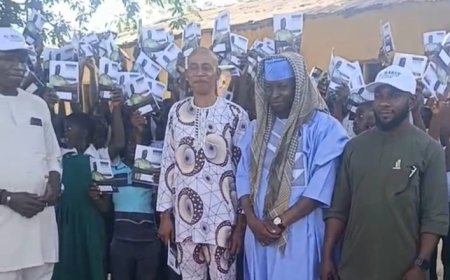 APC ASSEMBLY ASPIRANT, ALMARUF SALMONU, DONATES EDUCATIONAL SUPPORT WORTH MILLIONS OF NAIRA TO SCHOOLS, GRANTS SCHOLARSHIPS TO THE BEST STUDENTS ACROSS YAGBA EAST,  LGA OF KOGI STATE
