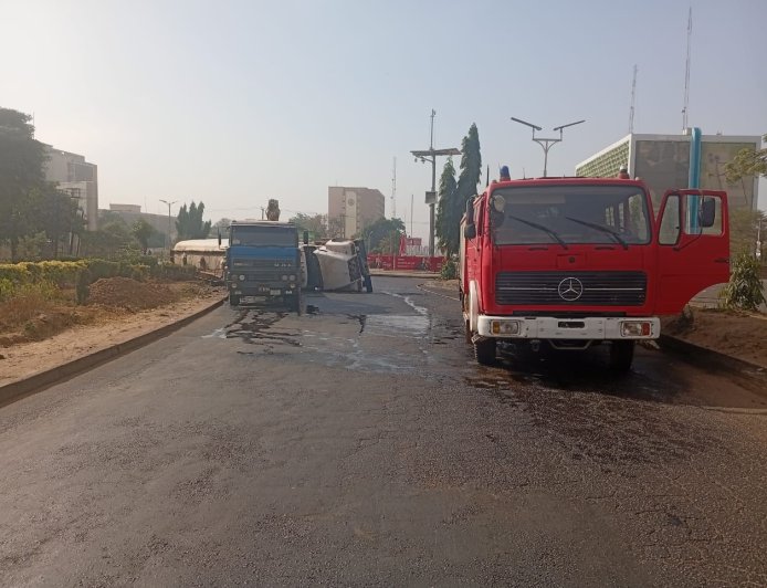 FRSC Averts Major Disaster as Loaded Fuel Tanker Crashes in Kaduna