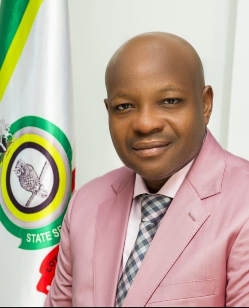 DG DSS Hails NUJ Man of the Year Award as Milestone in Security-Media Partnership